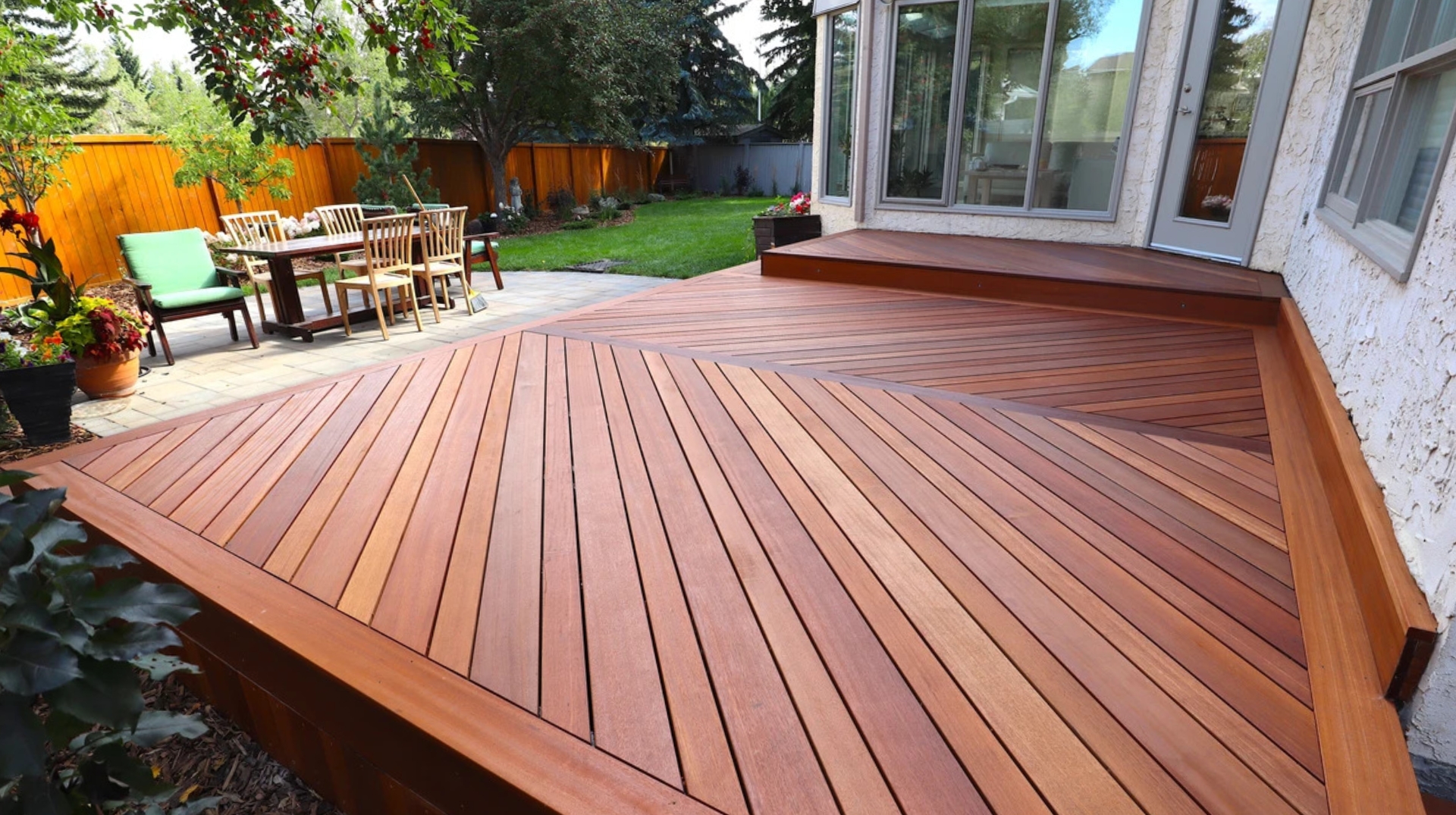 Edmonton decks and services from Sustain Builds in Alberta